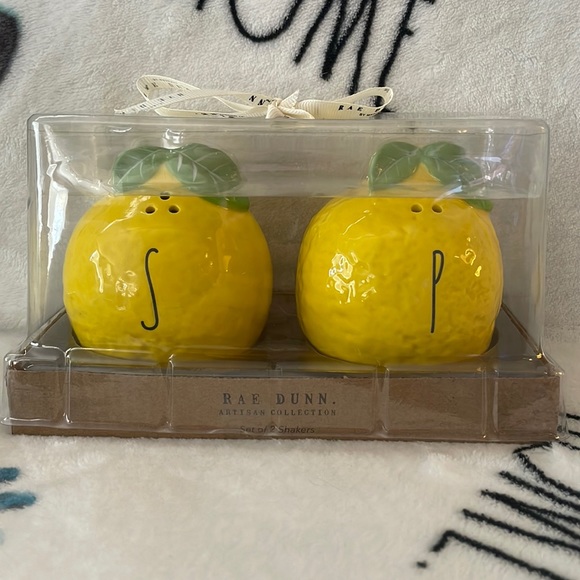 Rae Dunn lemon salt and pepper set - Picture 1 of 2